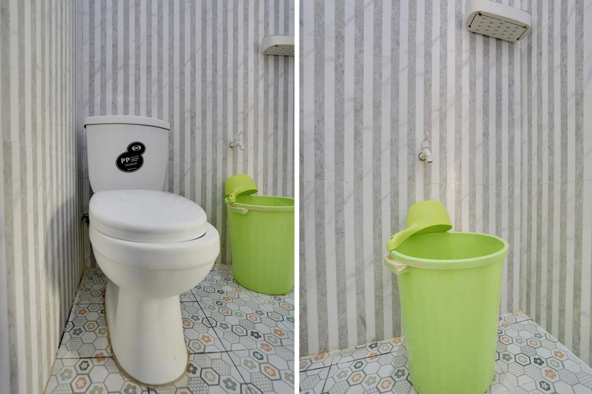 Spot On 91745 Rumah Kost Gresik Syariah Dış mekan fotoğraf